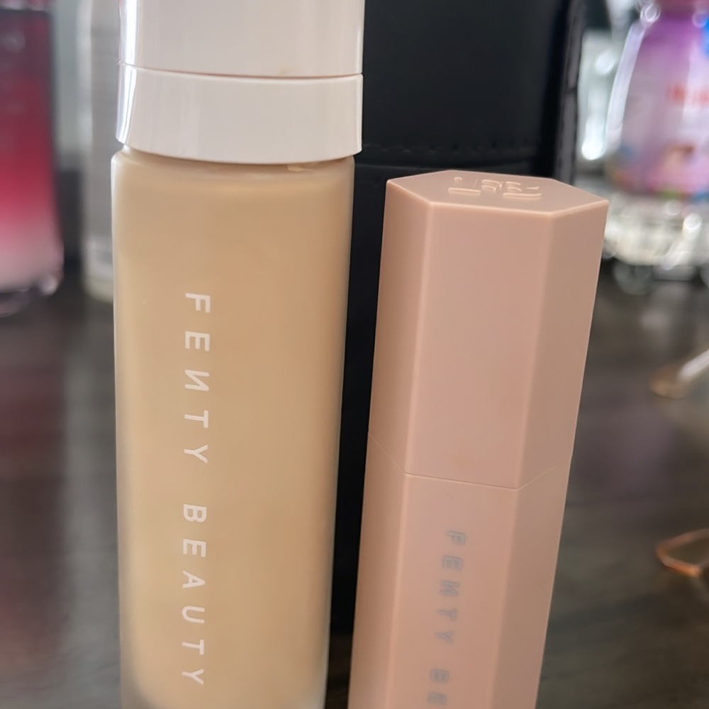 Foundation liquid pump and stick councelor